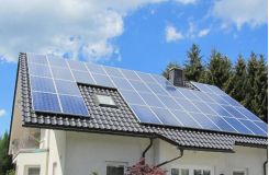 Co wpływa na wydajność paneli słonecznych?