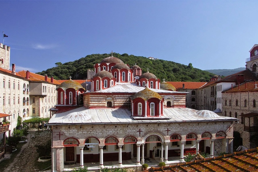 Fotowoltaika na terenie wspólnoty klasztornej w Grecji