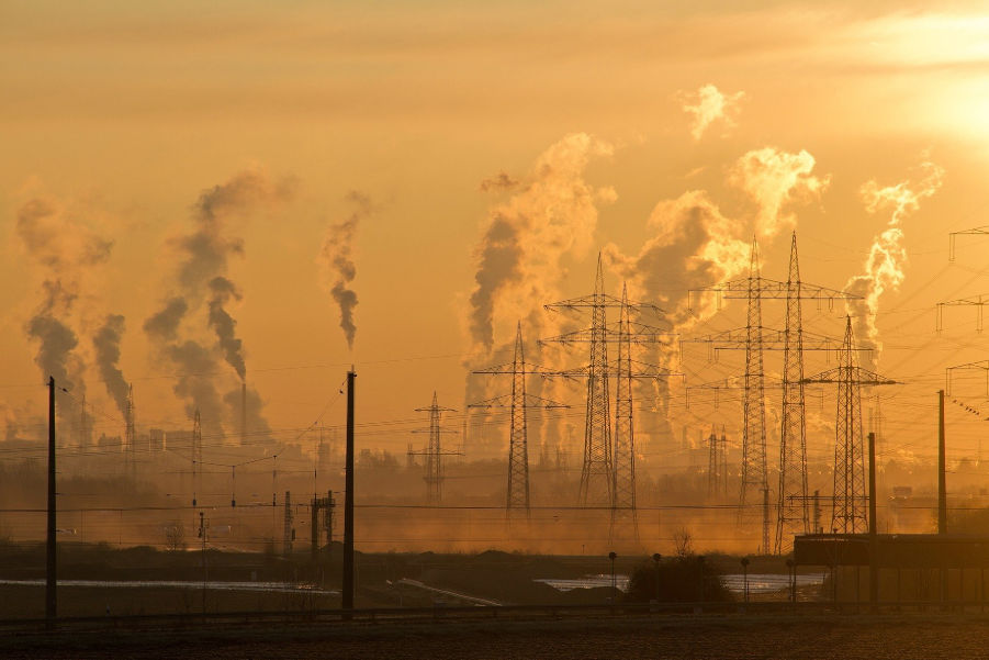 Jak walczyć ze smogiem? Energia odnawialna jednym ze sposobów