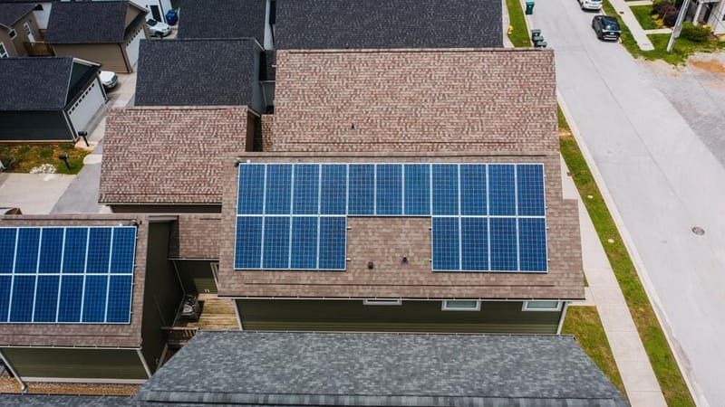 Dlaczego energia słoneczna jest dobrą inwestycją dla Twojego domu?