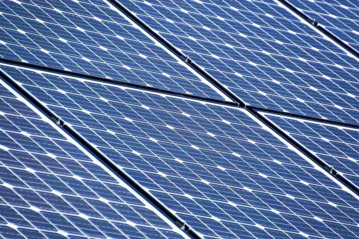 Elastyczne panele fotowoltaiczne - gdzie się je stosuje?